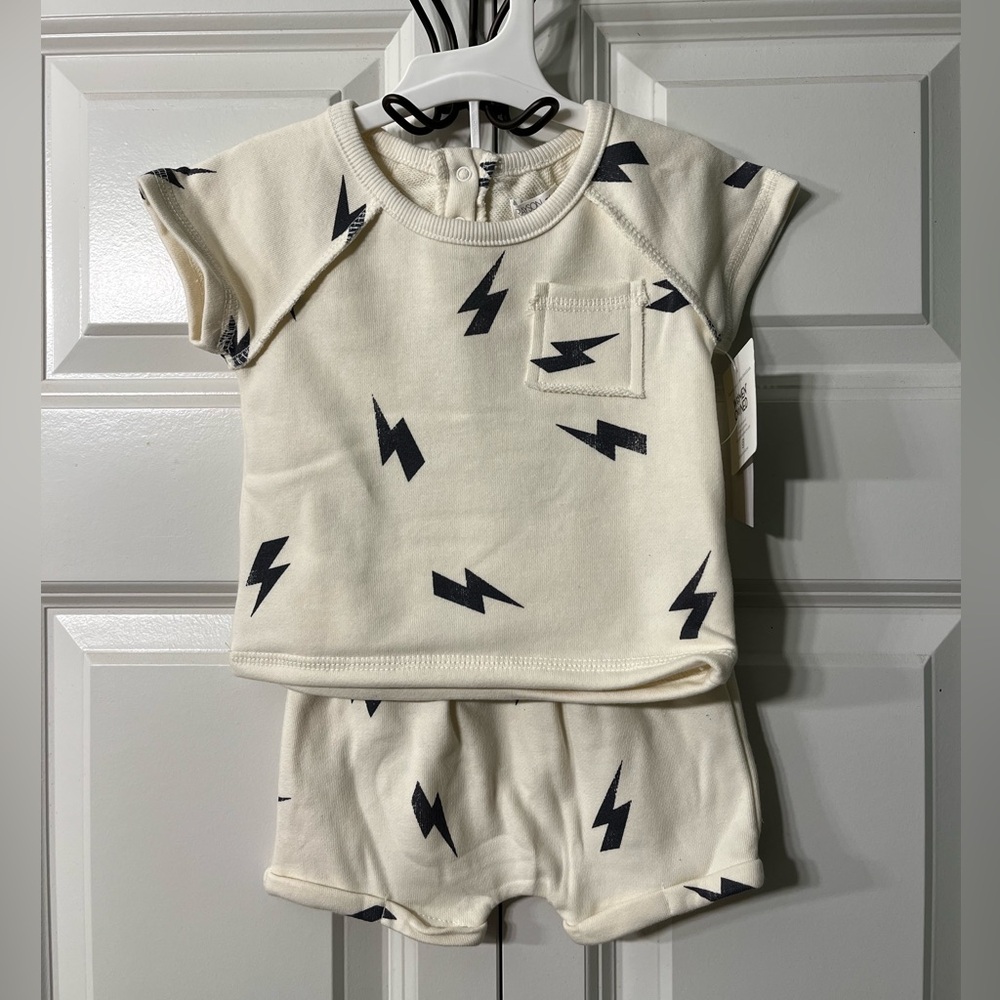Grayson Threads Thunder Design Cream and Black Short set sz 3-6 months NWT